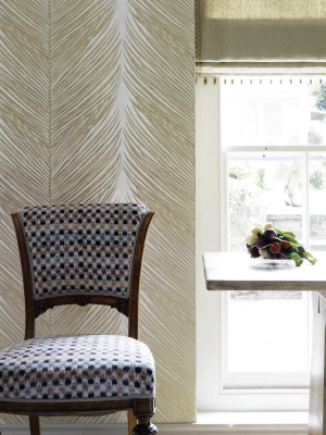 Mey Fern Wallpaper In Gold By Nina Campbell For Osborne & Little