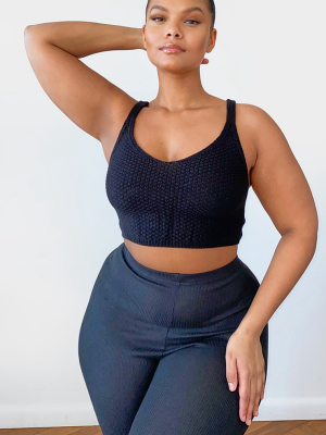 Plus Black Knit Elasticated Hem Crop Top