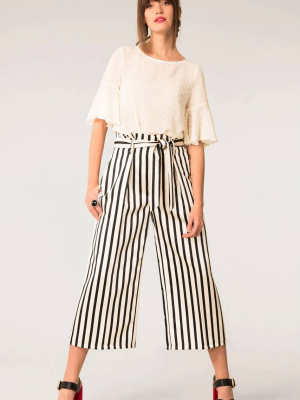 Black & White Stripes Bow Tie Crop Pants