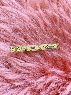 Mina Hair Clip: Yellow Smiles