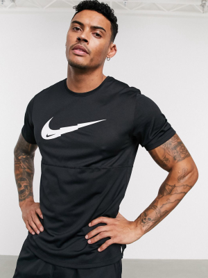 Nike Running Swoosh Logo T-shirt In Black