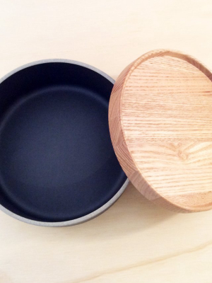 Hasami Porcelain Medium Bowl + Lid - Black