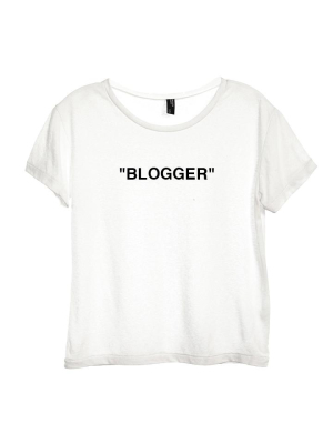 "blogger" [distressed Women's Tee]