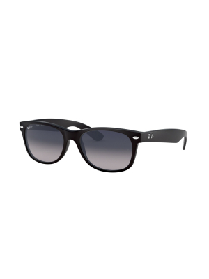 Ray-ban Rb2132 601s78 Unisex Square Lifestyle Sunglasses Black