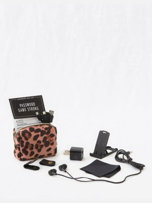 Pinch Leopard Tech Kit