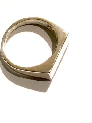 Geometric Ring