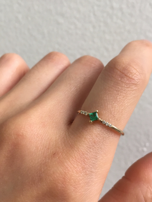 Emerald Point Equilibrium Ring