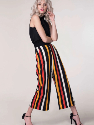 Black Stripes Crop Leg Pants