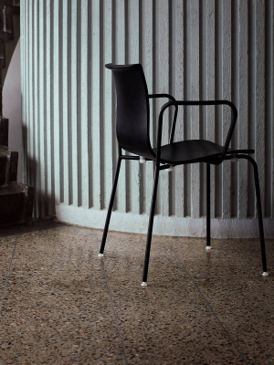 Serif Chair: Tube Legs