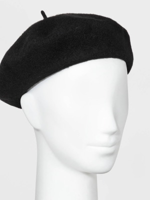 Women's Felt Beret Knit Hat - A New Day™ Black One Size