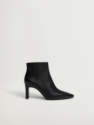 Heel Zipped Boots