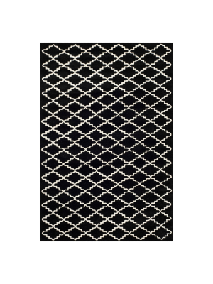 Gwendolyn Quatrefoil Design Tufted Accent Rug - Safavieh