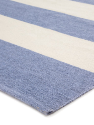 Remora Indoor/ Outdoor Stripe Blue & Ivory Area Rug