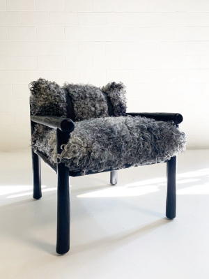 Black Butte Chair And Ottoman With Gotland Sheepskin Cushions