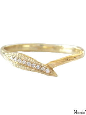 Diamonds Encrusted Ti Leaf Gold Ring