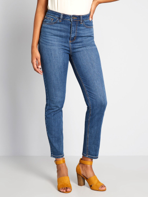 The Molly Straight Ankle Jeans