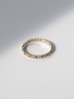 Symm-beaded Ring With Alternating Emeralds