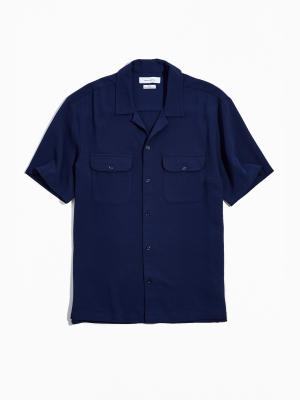 Uo Textured Short Sleeve Button-down Shirt