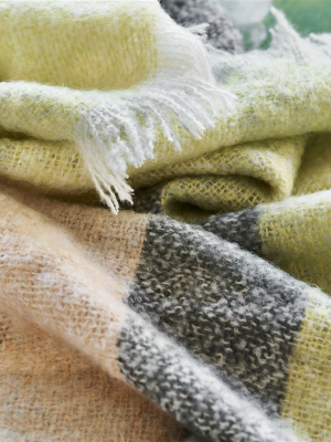 Moltrasio Tuberose Throw