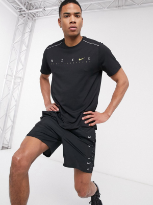 Nike Running Miler Tech T-shirt With Chest Logo In Black