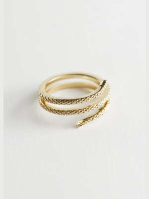 Embossed Three Band Ring