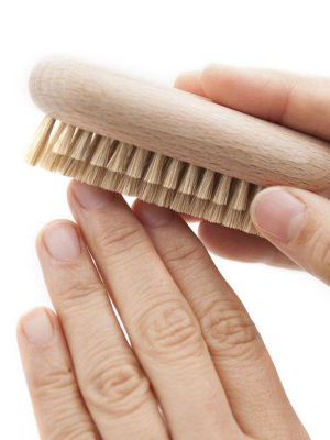 Tradition Beech Nailbrush