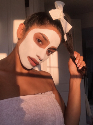 Mario Badescu Uo Exclusive Brightening Vitamin C Mask