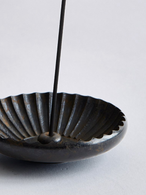 Chrysanthemum Incense Stand