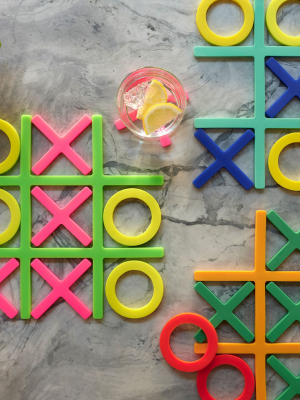 Moma Tic-tac-trivet - Neon