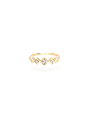 14k Graduated Princess Diamond Ring