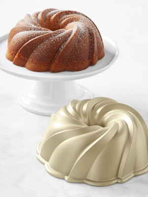 Nordic Ware Swirl Bundt Pan, 10 Cup