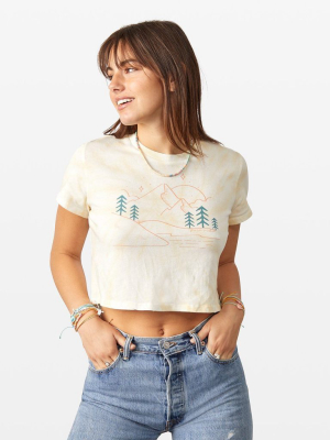 Simple Adventure Crop Tee