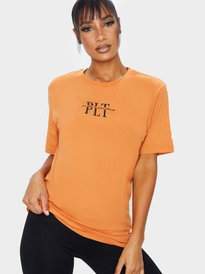 Prettylittlething Camel Embroidered T Shirt