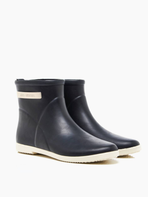 Alice + Whittles™ Classic Ankle Rain Boots In Black And White