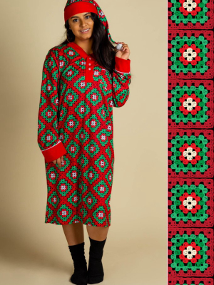 The Quilty Pleasure | Red And Green Quilted Christmas Ladies Nightgown And Cap