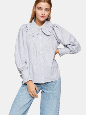 Star Collar Ruffle Blouse