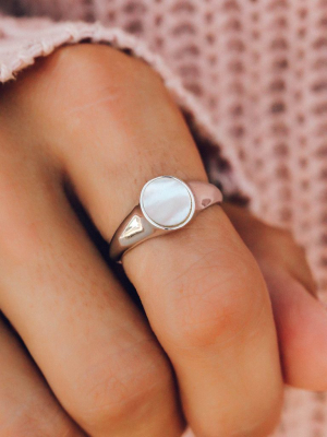 Mother Of Pearl Signet Ring