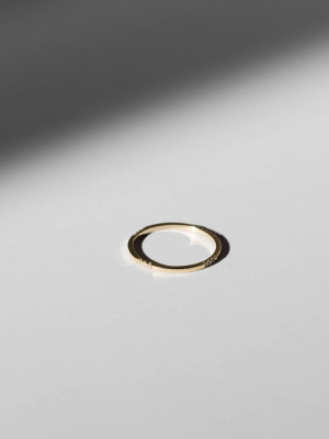 Square Uniform Ring With Diamond Segments