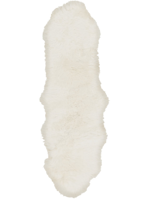 Sheepskin Rug In Neutral