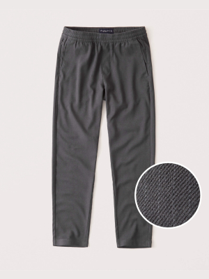 Pull-on Skinny Taper Pants