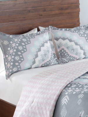 Vue Mira Reversible Comforter & Sham Set