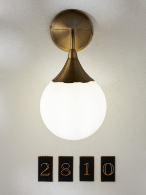 Piper Sconce