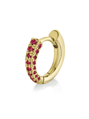 Colmillo Huggie Front Pavé Rubies