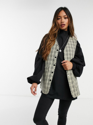 Vero Moda Quilted Vest In Check Print