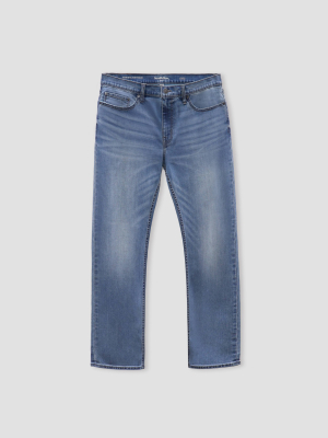 Men's Athletic Fit Relaxed Jeans - Goodfellow & Co™