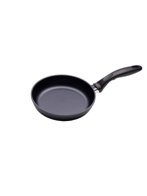 Swiss Diamond 8" Fry Pan