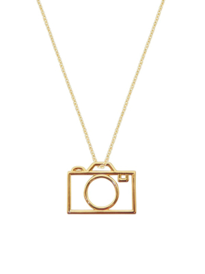 Camara Pendant Necklace