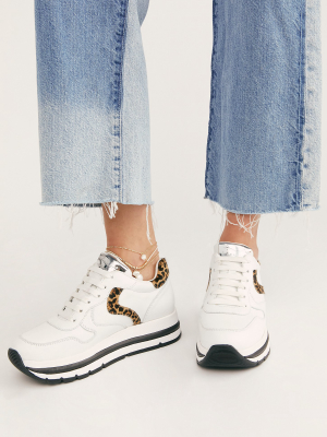 Izzy Platform Sneakers