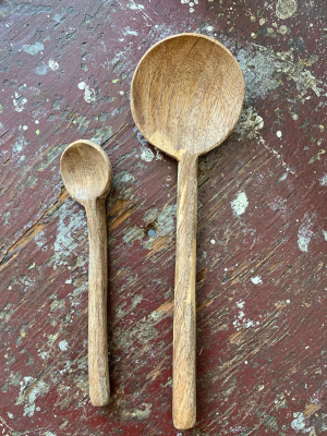 Mango Wood Round Spoon: Large