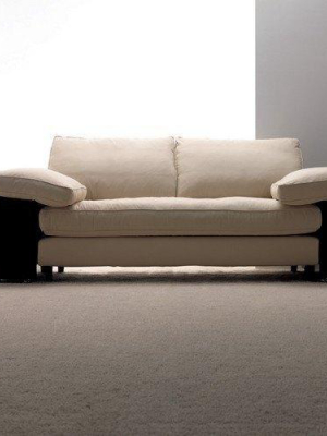 Eileen Gray Lota Sofa